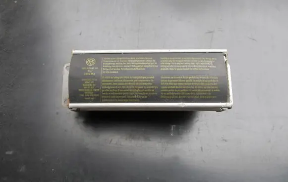 Volkswagen New Beetle Passenger airbag 1173950400123