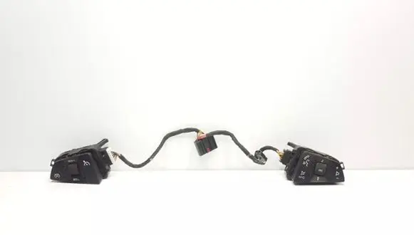 Opel Insignia A Steering wheel buttons/switches 13268686