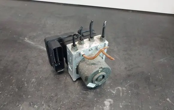 Peugeot 206 ABS Pump 9641871180 10.0207-0002.4