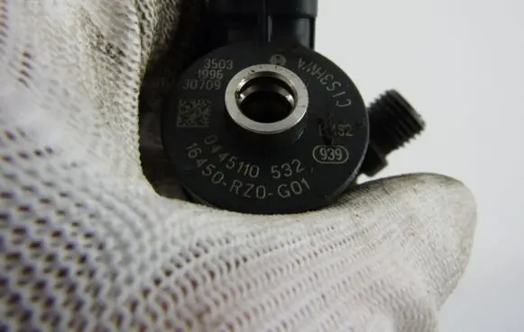 Honda CR-V Fuel injector 0445110532