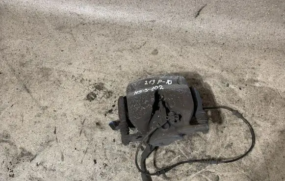 Mercedes-Benz E W213 Front brake caliper