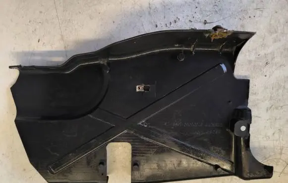 Renault Trafic II (X83) Engine splash shield/under tray 8200505043 93857407