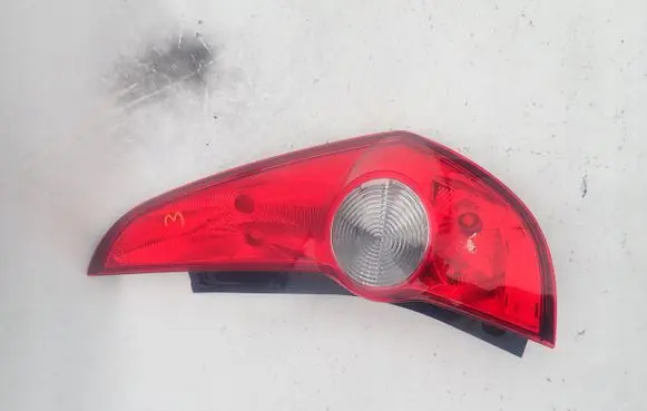 Opel Agila B Rear/tail lights