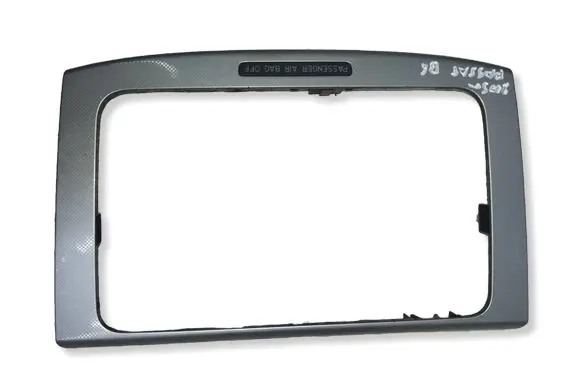 Volkswagen PASSAT B6 Radio/GPS head unit trim 3C0858069M