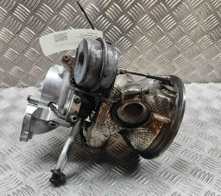 Porsche Cayenne (9Y0 9Y3) Turbo 06M145689M 06M145A01