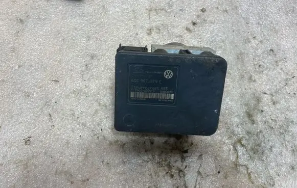 Volkswagen Polo IV 9N3 ABS Pump 6Q0907379E