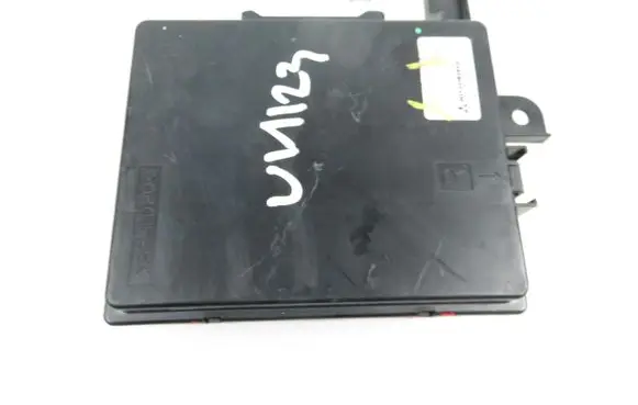 Mitsubishi ASX Air conditioner control unit module CAB501A068A 7820A404