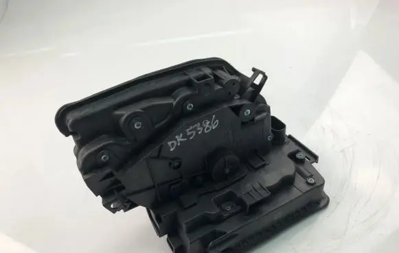 BMW X5 F15 Coupe door lock (next to the handle) 18427810