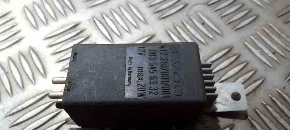 Mercedes-Benz E W124 Other relay 0035456332