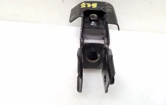 Peugeot Expert Gearbox mounting bracket 9804890680