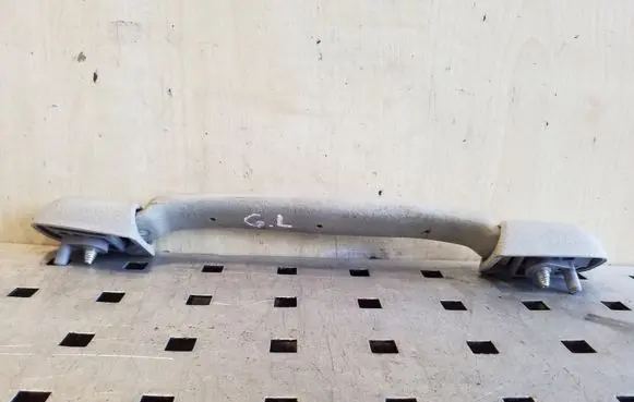 Suzuki Grand Vitara II Rear interior roof grab handle