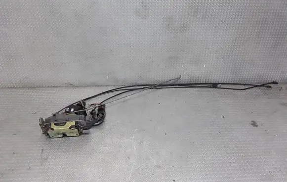 Chrysler Voyager Sliding door lock 