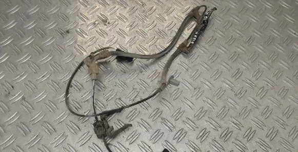 Toyota Sienna XL30 III ABS brake wheel speed sensor 8954308050