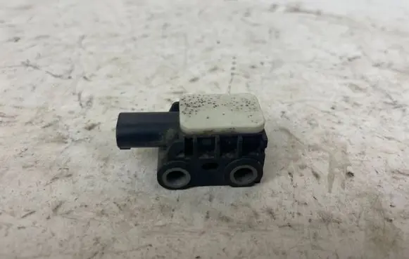 BMW X5 E70 Airbag deployment crash/impact sensor 9152262