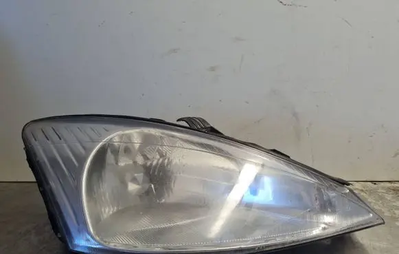 Ford Focus Headlight/headlamp 1036400 10366