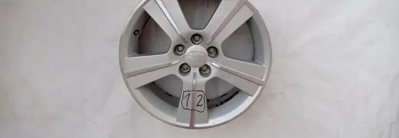 Subaru Forester SH R16 alloy rim