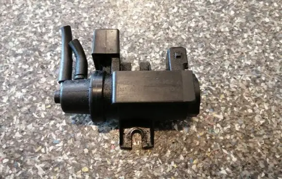 BMW X5 E70 Turbo solenoid valve 7796634 70057900