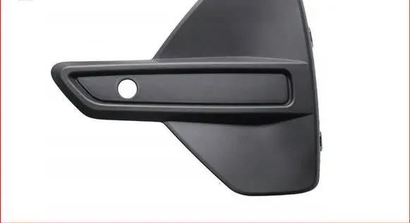 Volvo XC40 Front bumper lower grill 32136101
