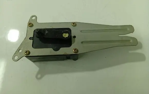 Mazda 323 Air flap motor/actuator HB600BCIN7E