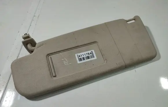Volkswagen PASSAT CC Sun visor 