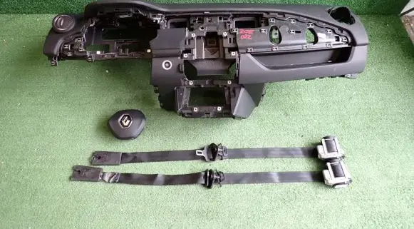 Renault Zoe Airbag set with panel AA112064