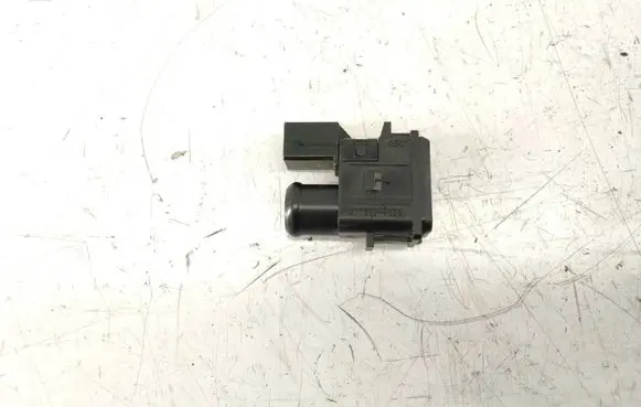 Interior temperature sensor