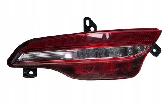 Renault Kadjar Rear bumper light 