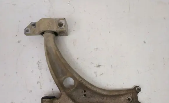 Volkswagen PASSAT B6 Front control arm
