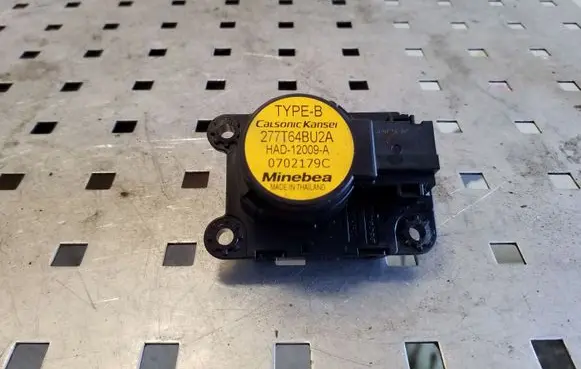 Nissan X-Trail T32 Air flap motor/actuator 277T64BU2A HAD12009A