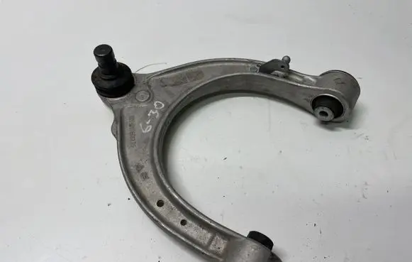 BMW 5 G30 G31 Front lower control arm/wishbone QL686118502