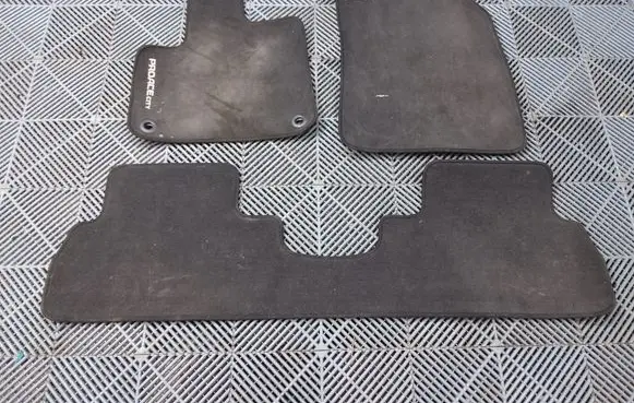 Toyota ProAce City Car floor mat set 