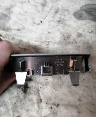 Volvo XC90 Front door interior handle trim 08650070