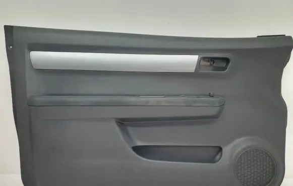 Suzuki Swift I Front door card panel trim
