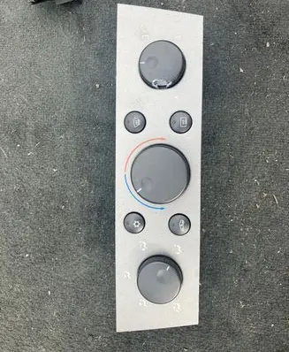 Opel Signum Climate control unit 13138190 MCP3200 E9550001