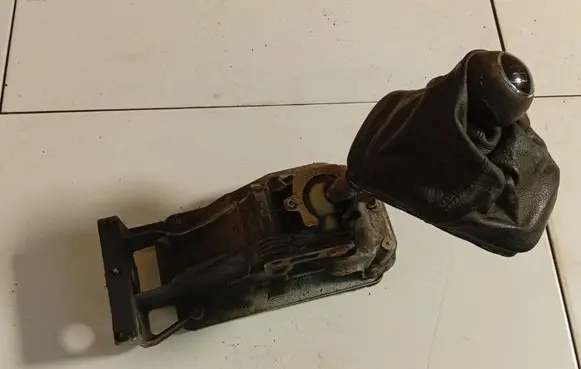 Volkswagen Sharan Gear shifter/selector 7M3711049J
