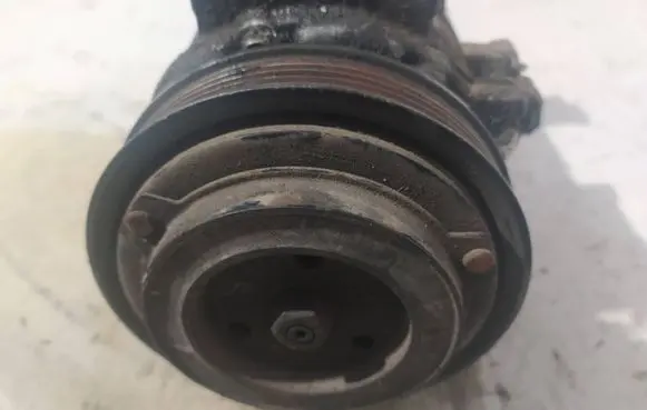 Opel Signum Air conditioning (A/C) compressor (pump) 09225560 2700709204