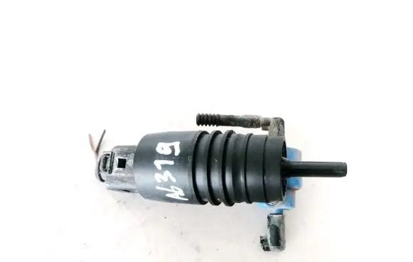 Audi A4 S4 B5 8D Windscreen/windshield washer pump 20190314 26259