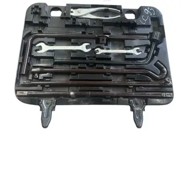 Toyota Land Cruiser (J120) Tool set 