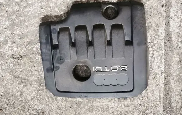 Volkswagen PASSAT B6 Engine cover (trim) 03G103925BT 03G103925