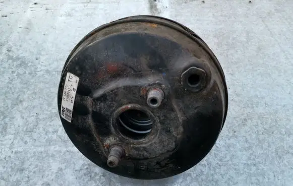 Opel Signum Brake booster 13126711 51707541