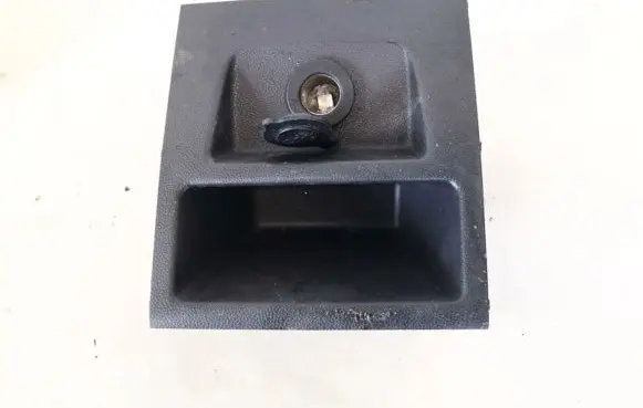Opel Zafira B Cigarette lighter 13162600