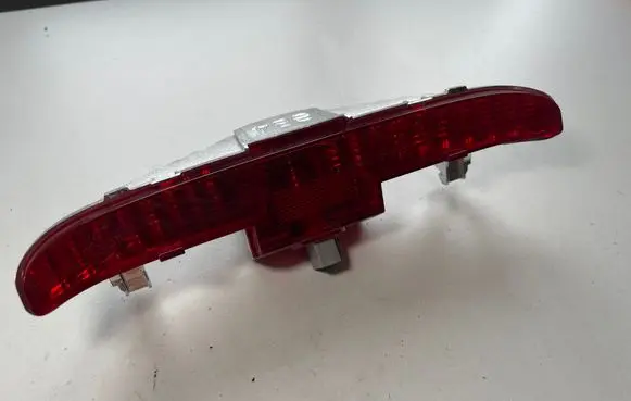 Honda Accord Third/center stoplight 0509243