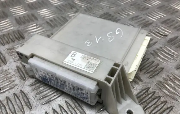 Lexus GS 250 350 300H 450H Fuse module 8267030350