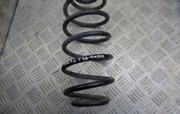Toyota Yaris Rear coil spring