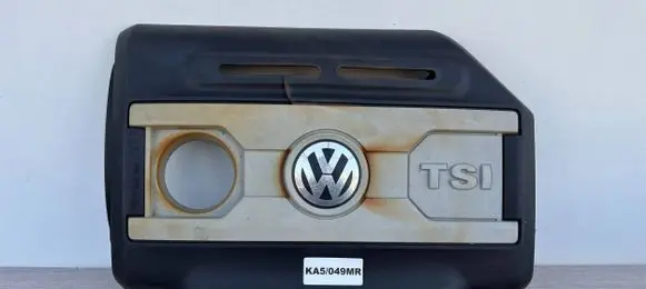 Volkswagen PASSAT CC Engine cover (trim) 06J103925AQ