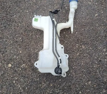 Ford Puma Windshield washer fluid reservoir/tank l1tB17B613AD