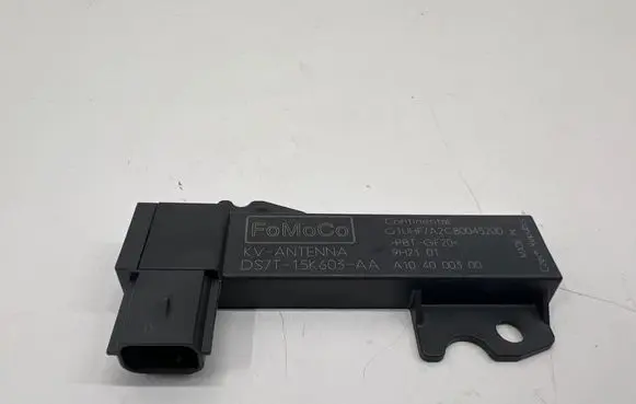 Ford Fiesta Aerial antenna amplifier A2C80045200 DS7T15K603AA A104000300