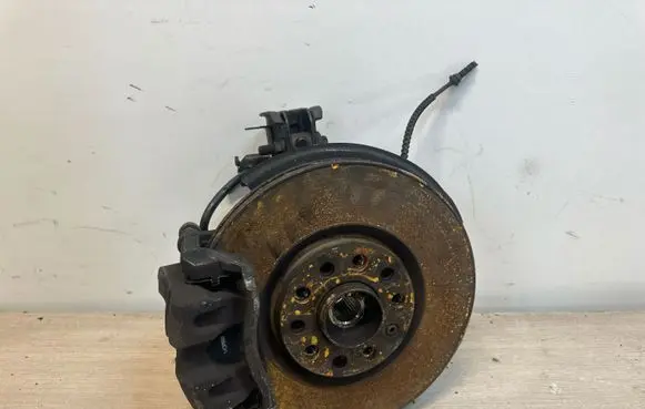 Fiat 500X Front wheel hub spindle knuckle 