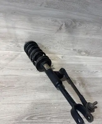 BMW 5 G30 G31 Front shock absorber with coil spring 6866631