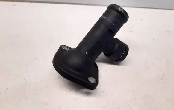 Volkswagen Golf V Engine coolant pipe/hose 03G121121B